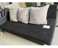 Ágyazható kanapé fekete